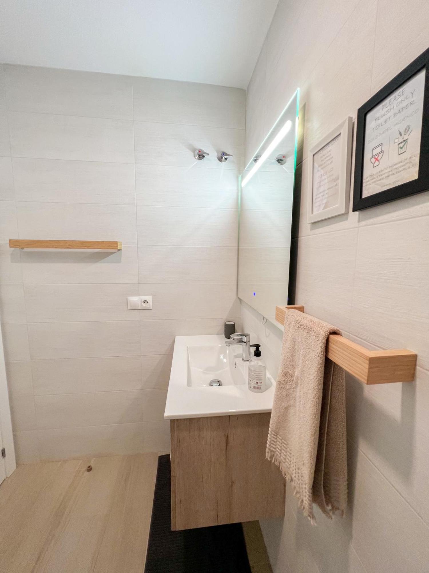 Apartamento Modern & Family Flat Carihuela 3 Bdr *